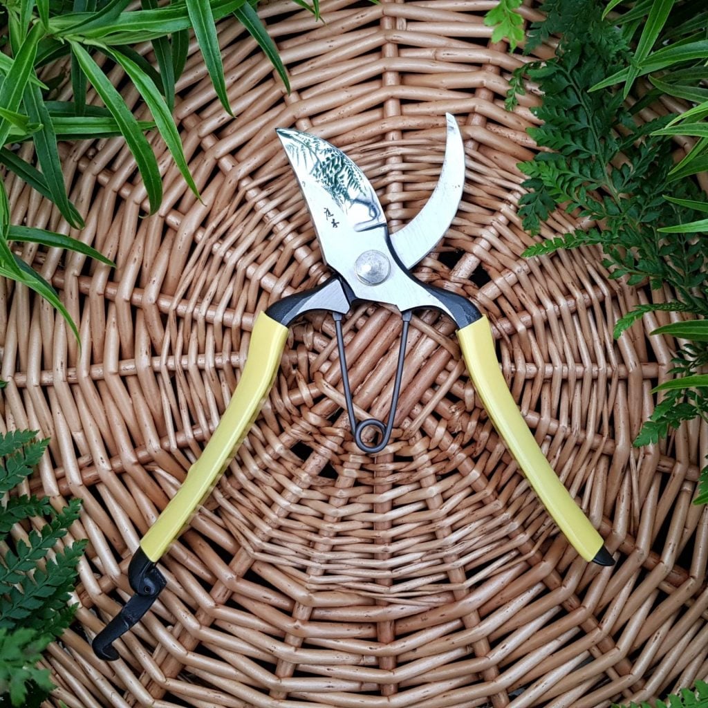 Niwaki GR Pro Secateurs - Right Handed - Image 2