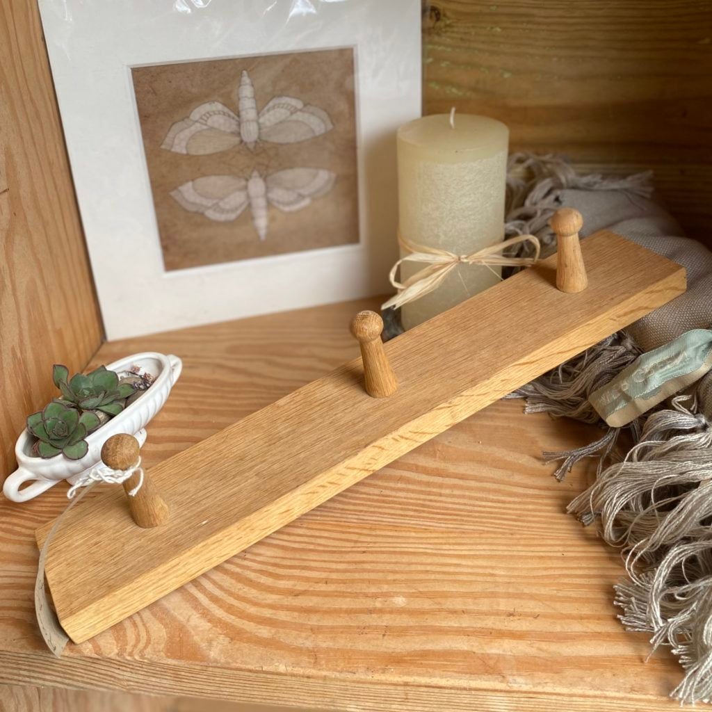Raw Oak Peg Hooks