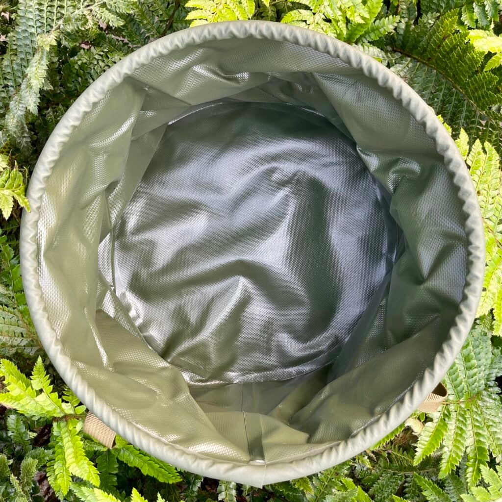Niwaki Camping Bucket - Image 3