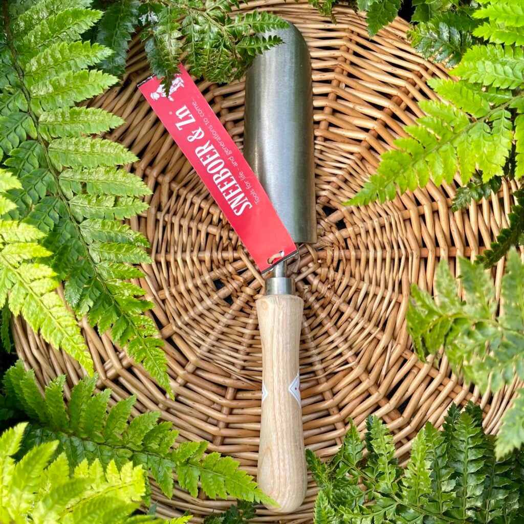 Sneeboer & Zn Great Dixter Trowel - Image 2