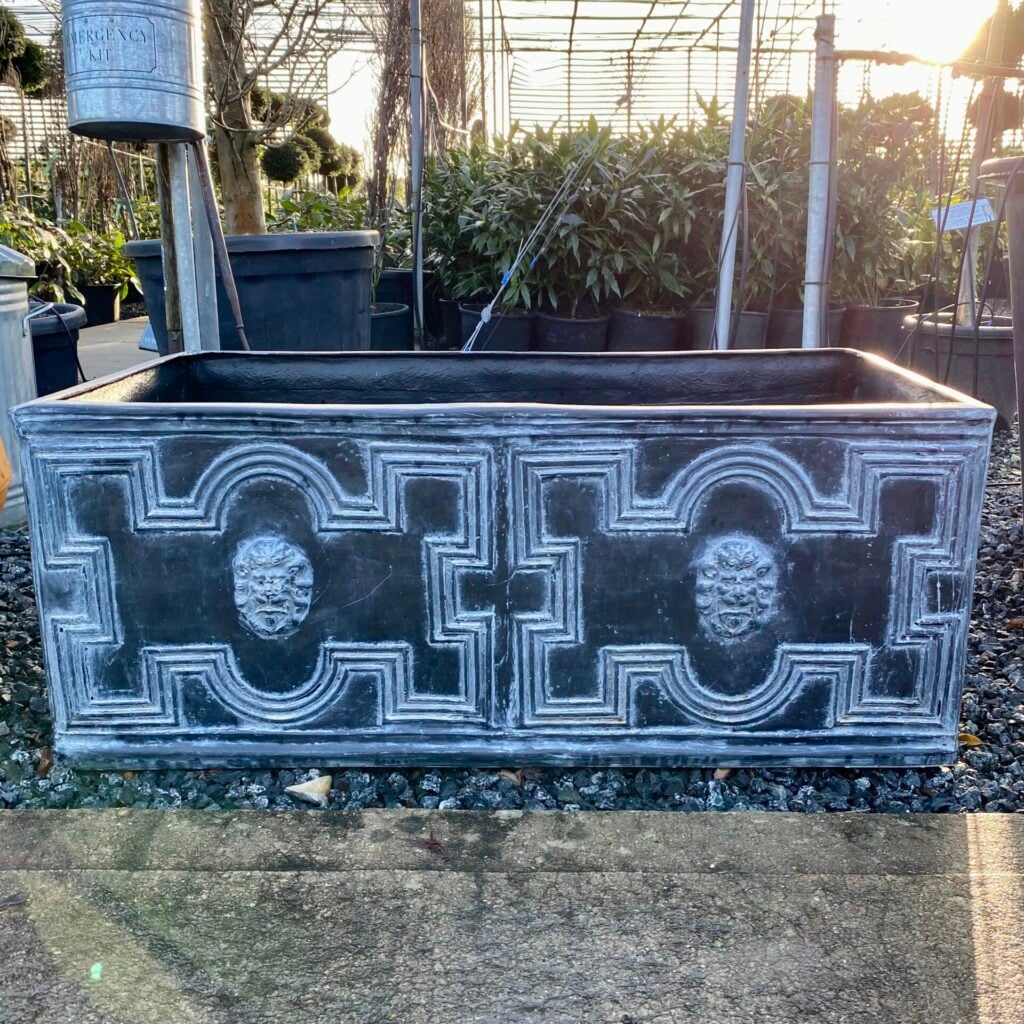 Elizabethan Double Trough