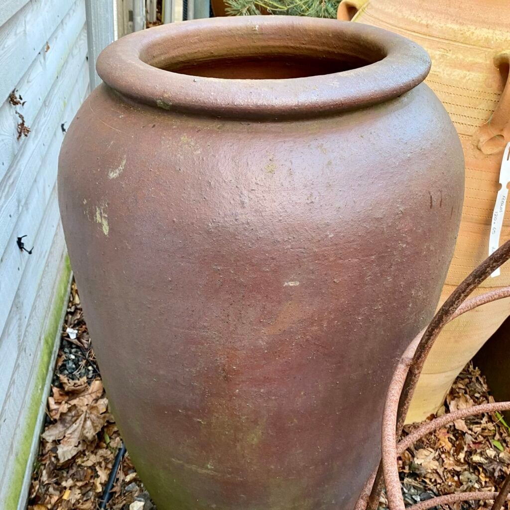 Ironstone Llavaneras - Image 2