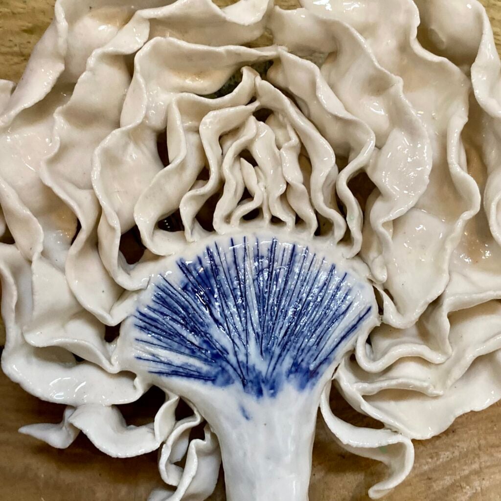 Porcelain Flat Cut Artichoke Wall Decor - Image 3