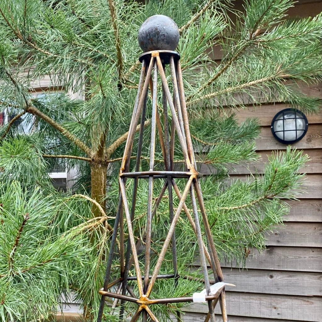 Geometric Obelisk