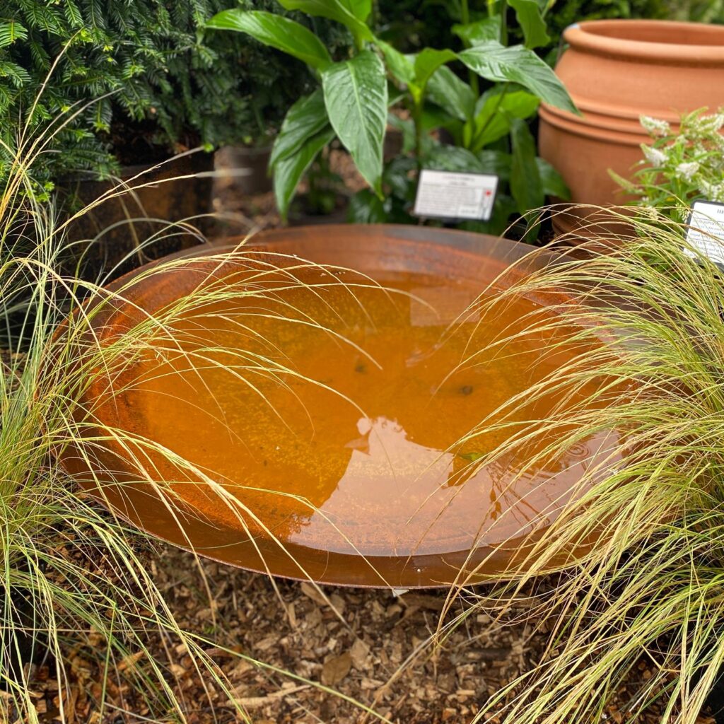 Arrondi Corten Steel Water Bowl - Image 2