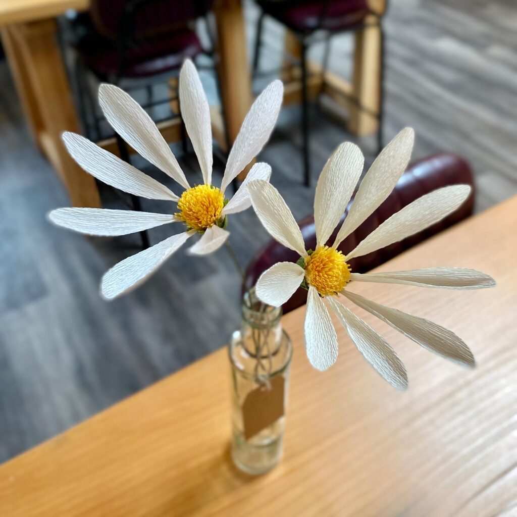 Sussex Handmade Paper Daisy - Image 4