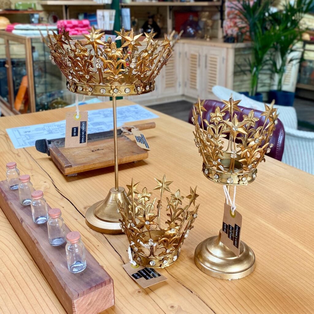 Gold Toned Antique Tea Light Crown On Stand - Image 2