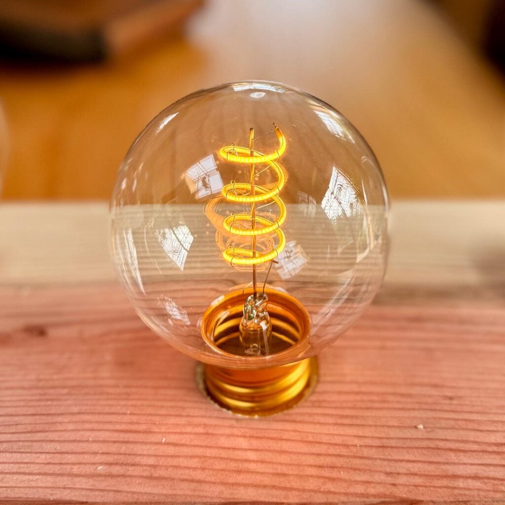 Cordless USB LED Lightbulb - Image 3