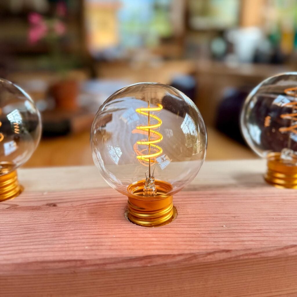 Cordless USB LED Lightbulb