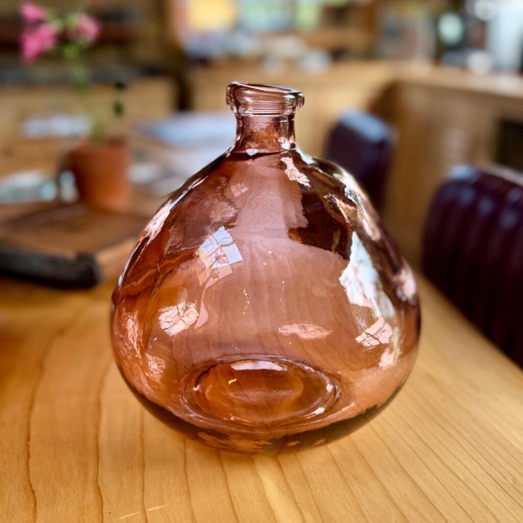 Simplicity Vase - Image 4