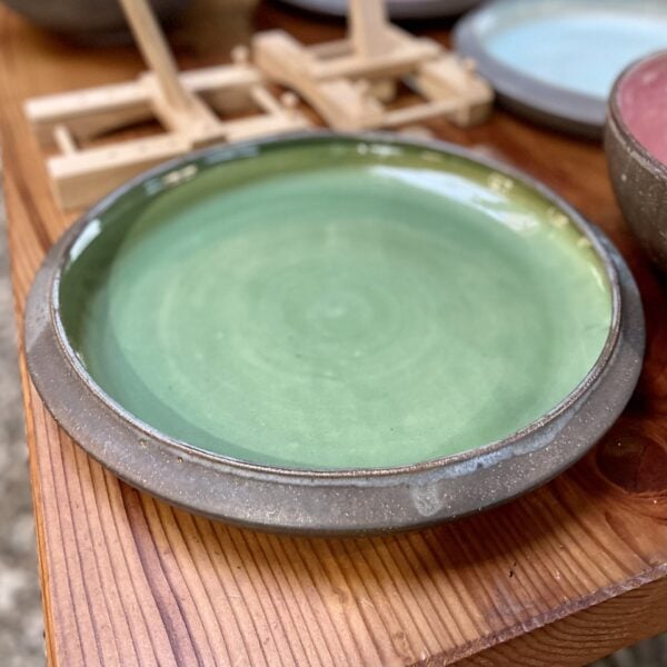 Plates, Cups & Bowls