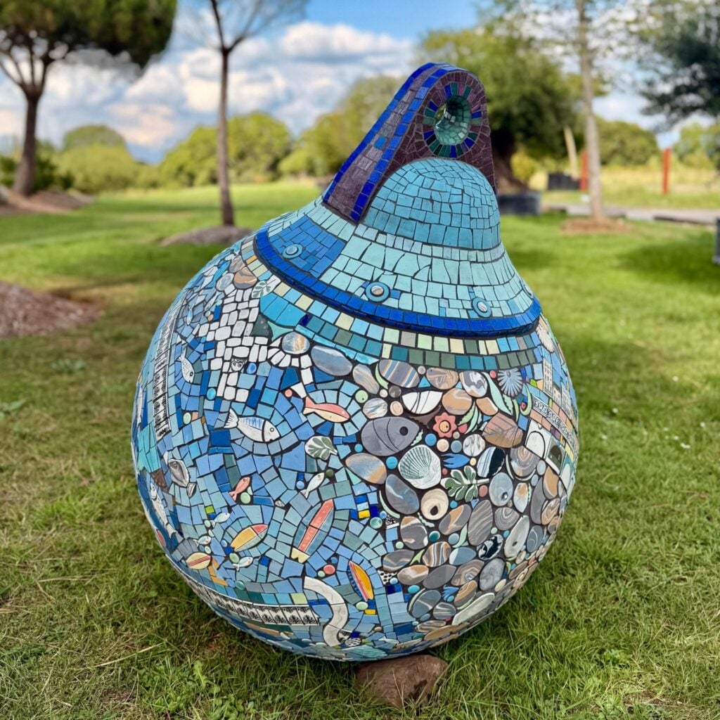 Marion Brandis: 'Brighton Buoy'