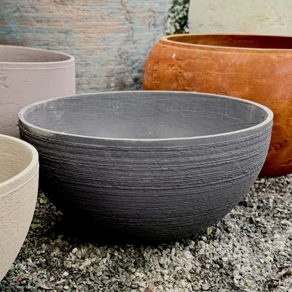 Torc Pots : Nia - Image 5