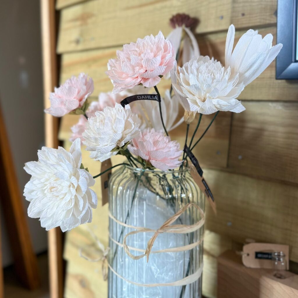 Sussex Handmade Paper Dahlia - Image 2